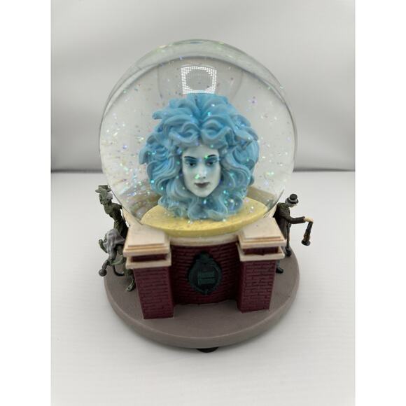 Disney "Madame Leota" Snow Globe from the Haunted Mansion Parks Exclusive - Picture 2 of 10